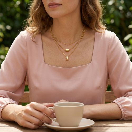 AI garden brunch styling with blush blouse